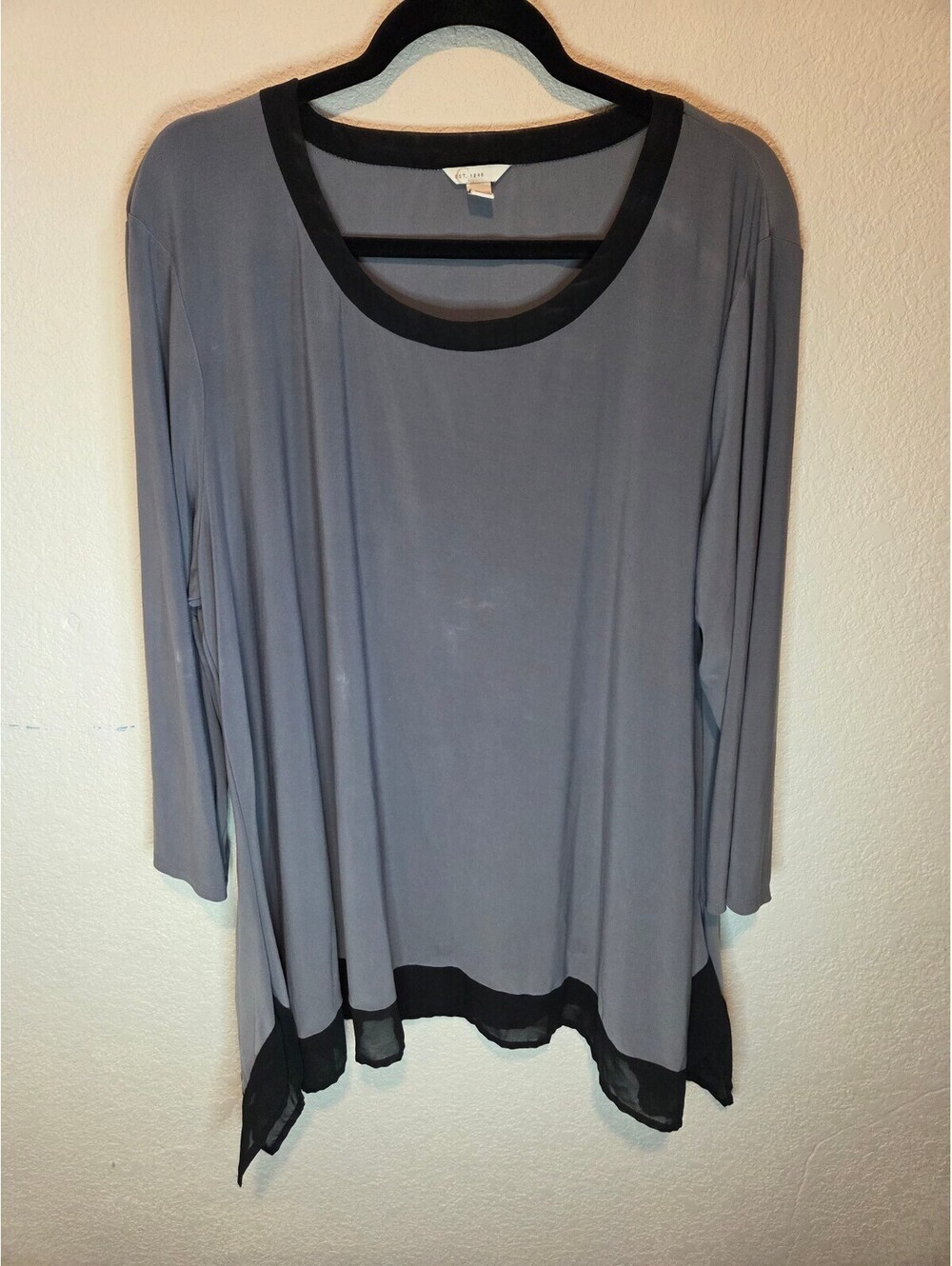 Women's Gray and Black Long Sleeve Tunic Top Size 22
